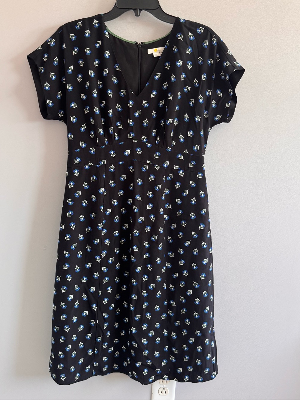 Boden Floral Sheath Dress US 8R Black Blue V-Neck Short Sleeve Midi